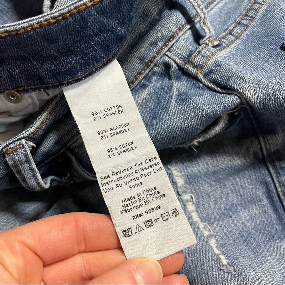 STS Blue Morgan Tomboy Rae Hem Distressed Crop Skinny Jeans Light Wash Size 26 - Picture 6 of 10